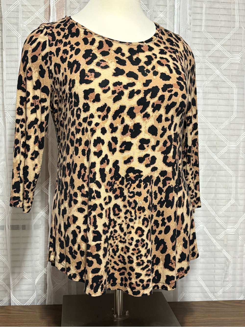 JM Collection 2X Leopard Print Scoop Neck Women's Top Tan/Black 4/4L sleeve 30”L
